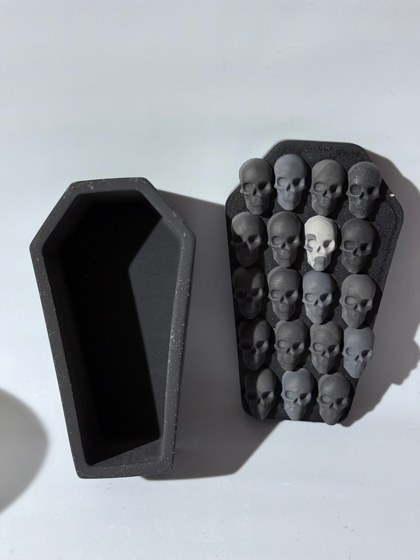 Halloween Kerze - Totenkopf- Kerze - Handmade - Gießmasse