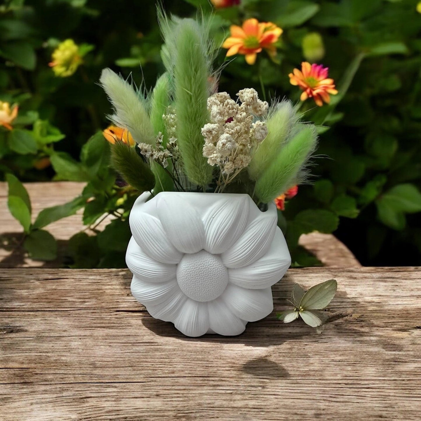 Handgemachten Deko-Vase mit Trockenblumen | KalaArt Gießmasse | Geschenkidee | Mädchen Mond Sonnenblume Schleife | Boho Deko Vintage