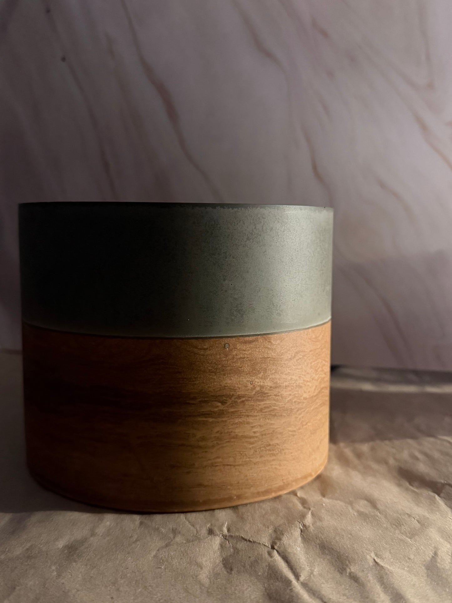 Blumenübertopf | Pflanztopf |Handgemacht | Holzlook | Übertopf | Dopamin | bunte Blumentöpfe