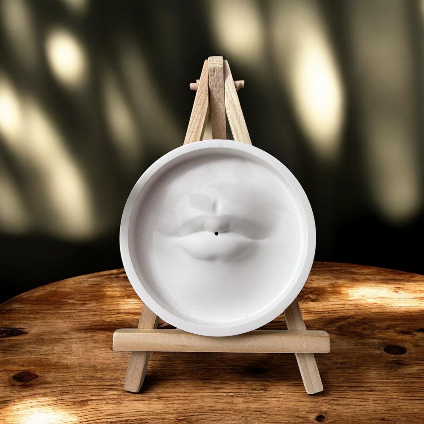 Deko-Set mit Lippen-Vase & Räucherstäbchenhalter – Handmade aus Gießmasse, Skulpturale Wohn-Deko, Geschenkidee, Boho-Stil