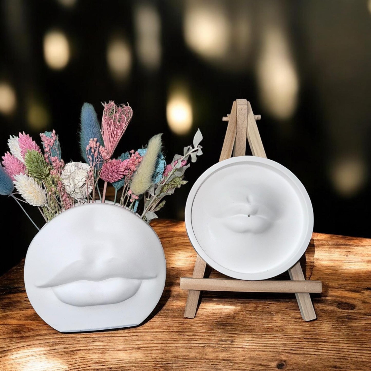 Deko-Set mit Lippen-Vase & Räucherstäbchenhalter – Handmade aus Gießmasse, Skulpturale Wohn-Deko, Geschenkidee, Boho-Stil