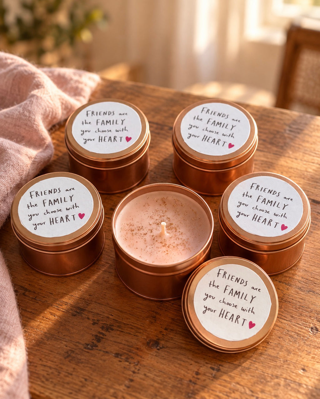 Friends are the family you choose with your heart – Duftkerze in kupferfarbener Dose | 90 g