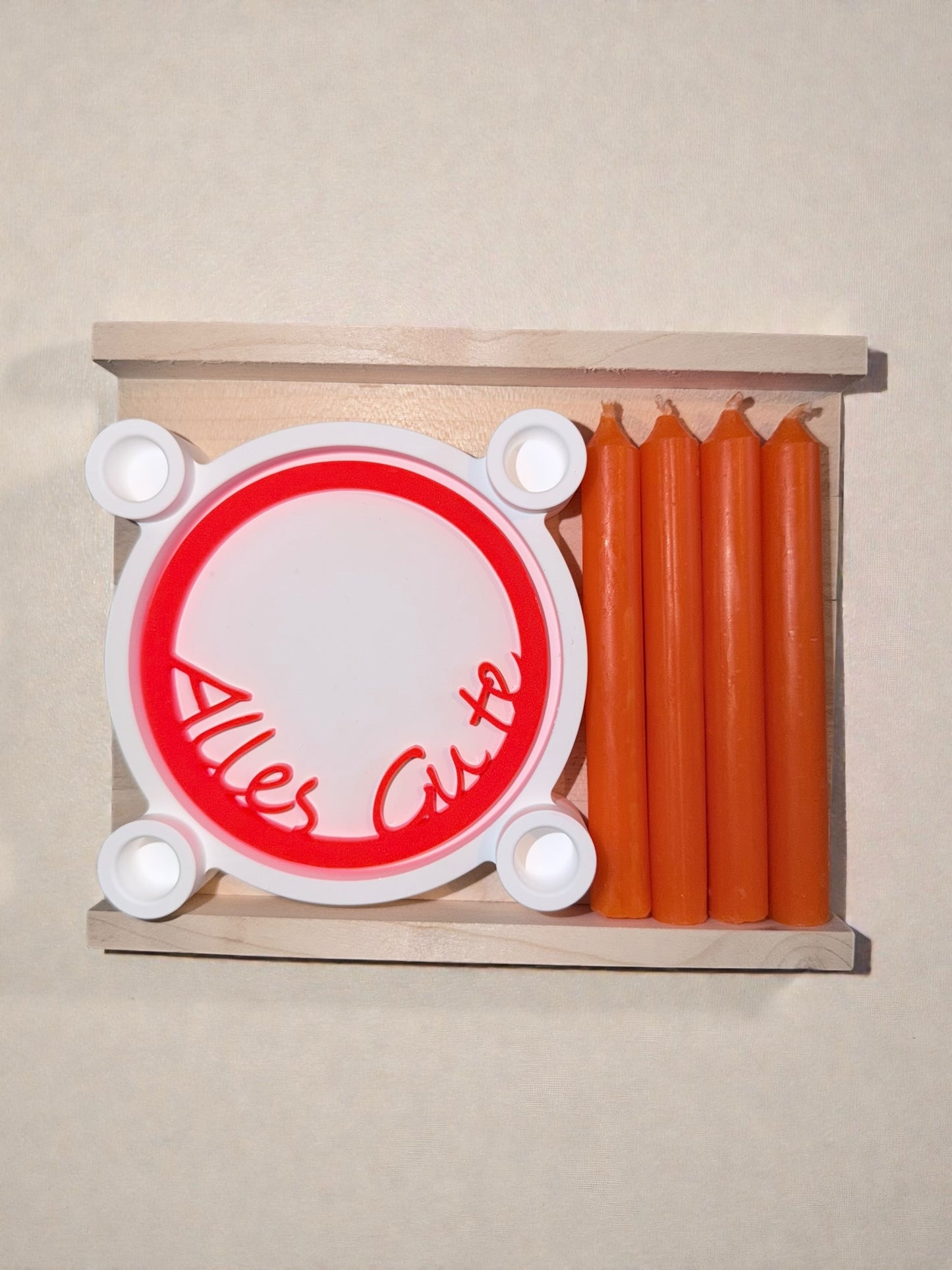 Handgefertigtes Kerzenhalter-Set mit Kerzen & Tablett aus Holz