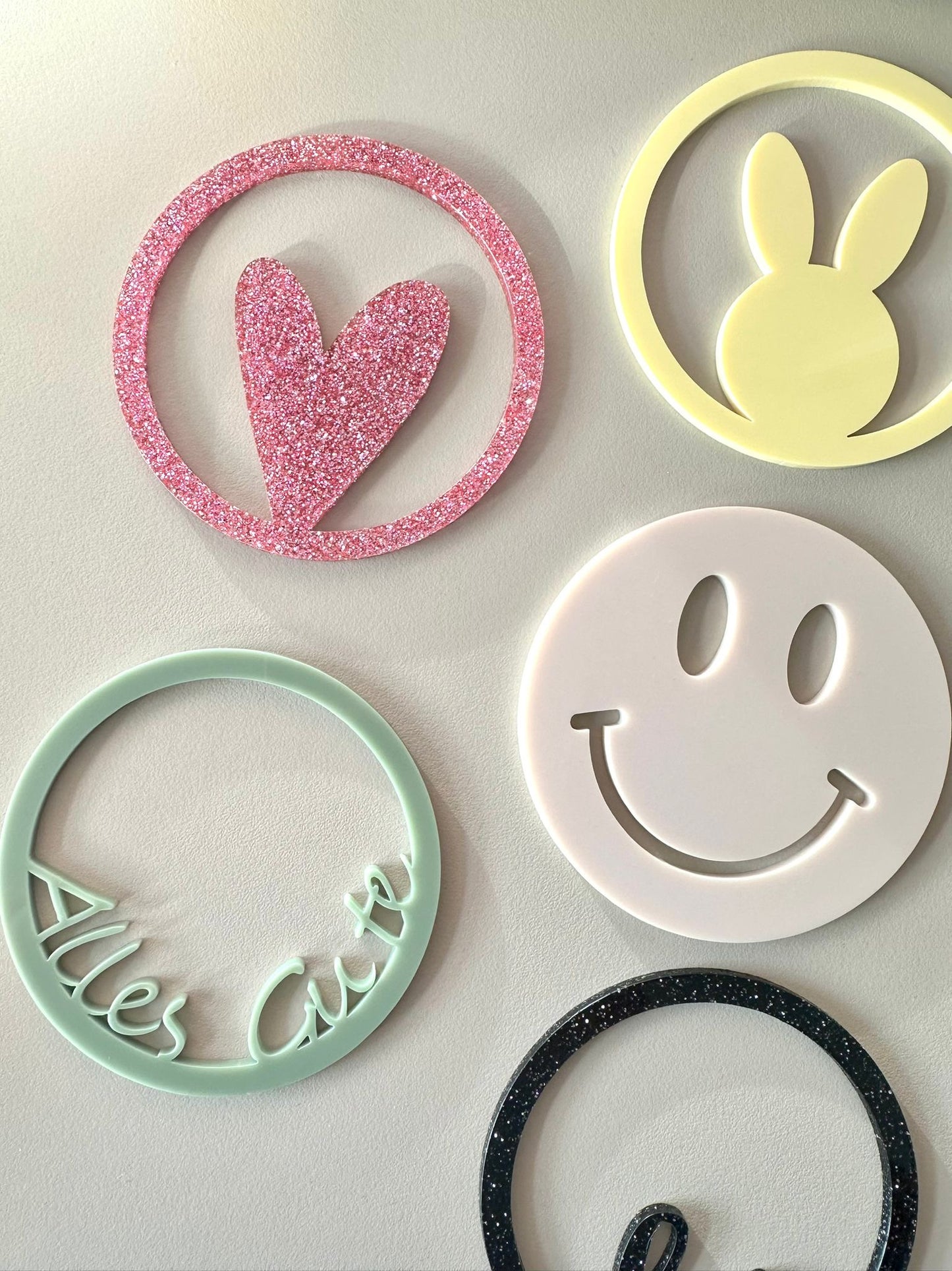 Handgefertigtes Kerzenhalter-Set mit Kerzen & austauschbarem Inlay