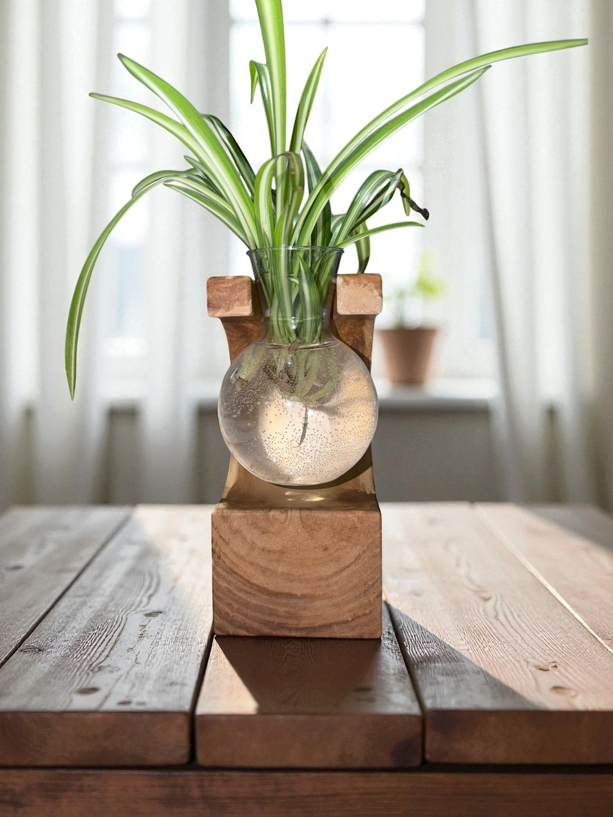 Vase en béton coulée à la main – Objet design moderne pour votre intérieur