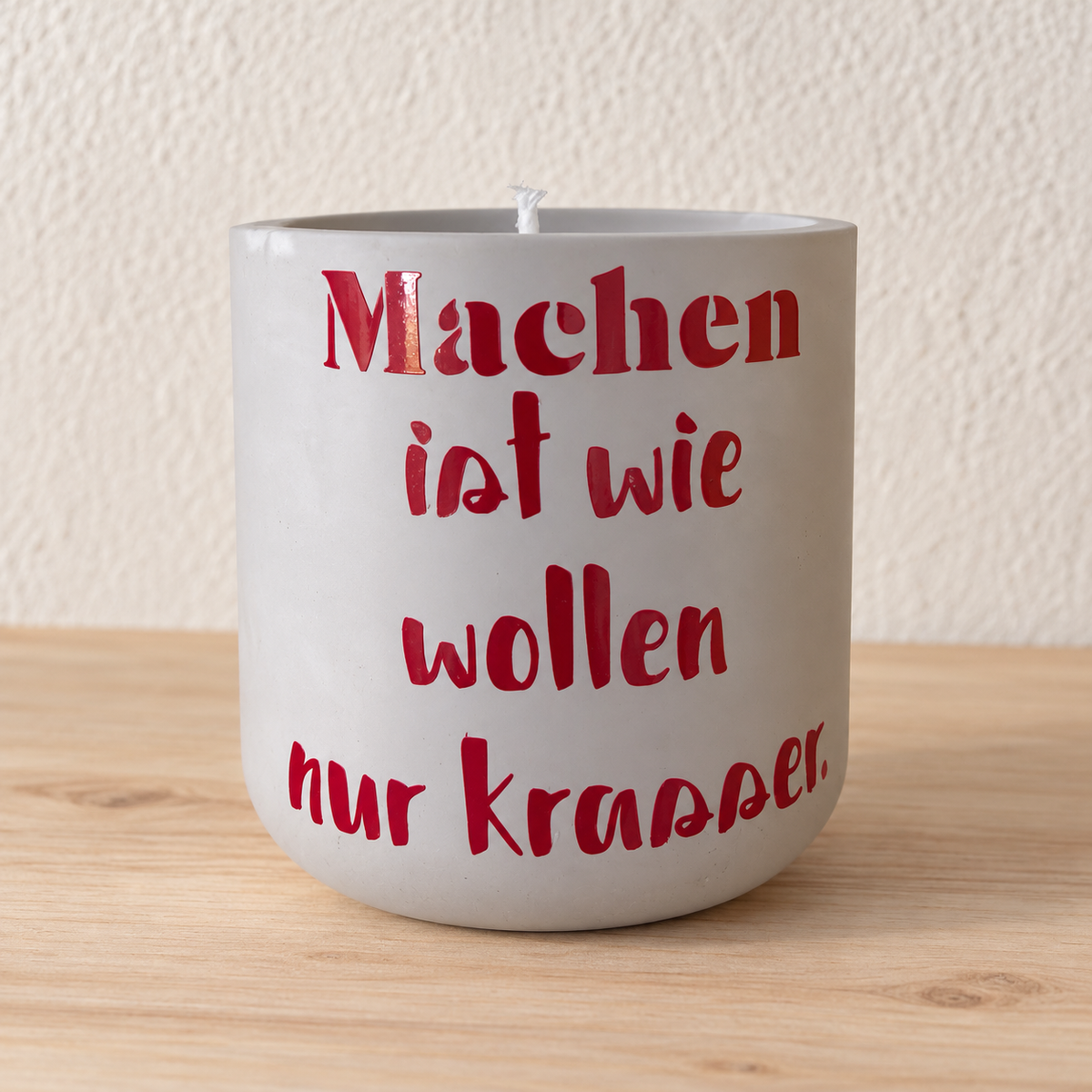 Statement Kerzen, bunte Kerzenbehälter
