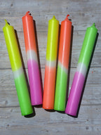Dip Dye Stabkerzen 18 cm x 2,2 cm – Kerzenfarm Hahn – tropffrei & rußarm – kurze Deko-Kerzen – Handarbeit – verschiedene Farben