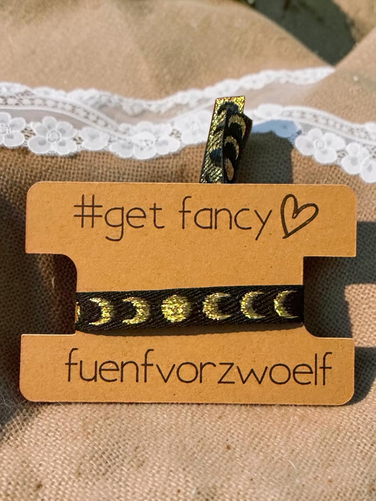 Statement Armband