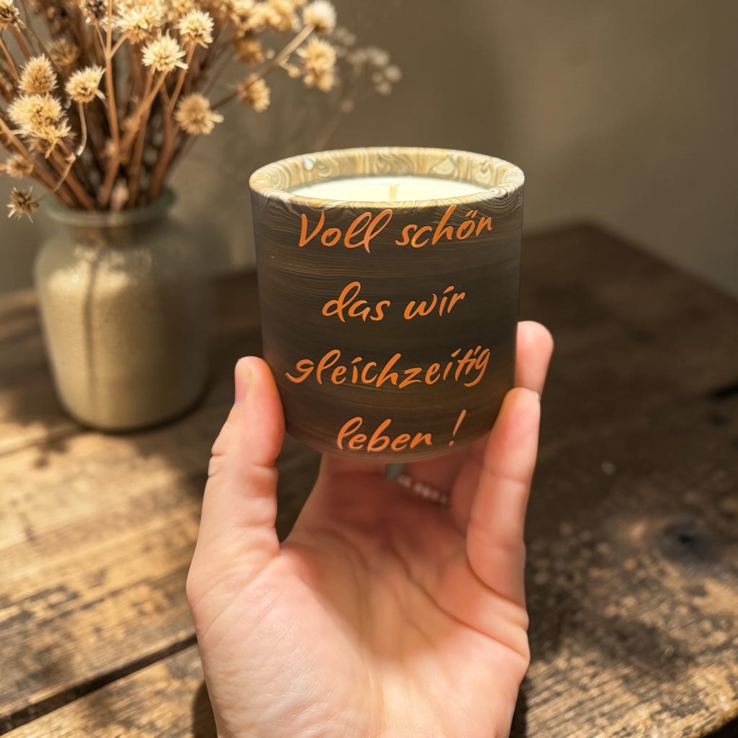 Statement Kerzen, bunte Kerzenbehälter