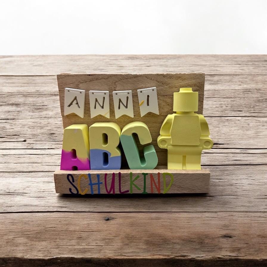 Personalisierter Stiftehalter zur Einschulung – Name & ABC Deko – Geschenk für Schulanfänger