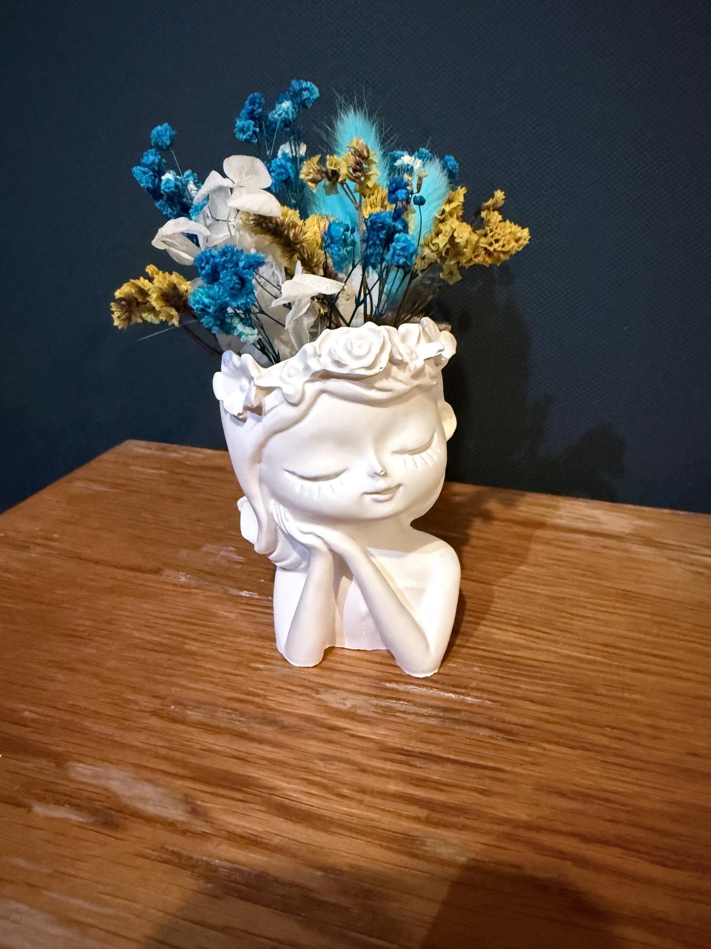 Blumenmädchen , handgegossen aus Gießmasse , Helga , Hannelore und Renate