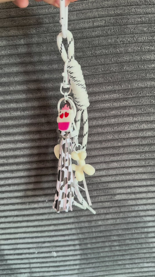 Schlüsselanhänger / Taschenamhänger - Handmade